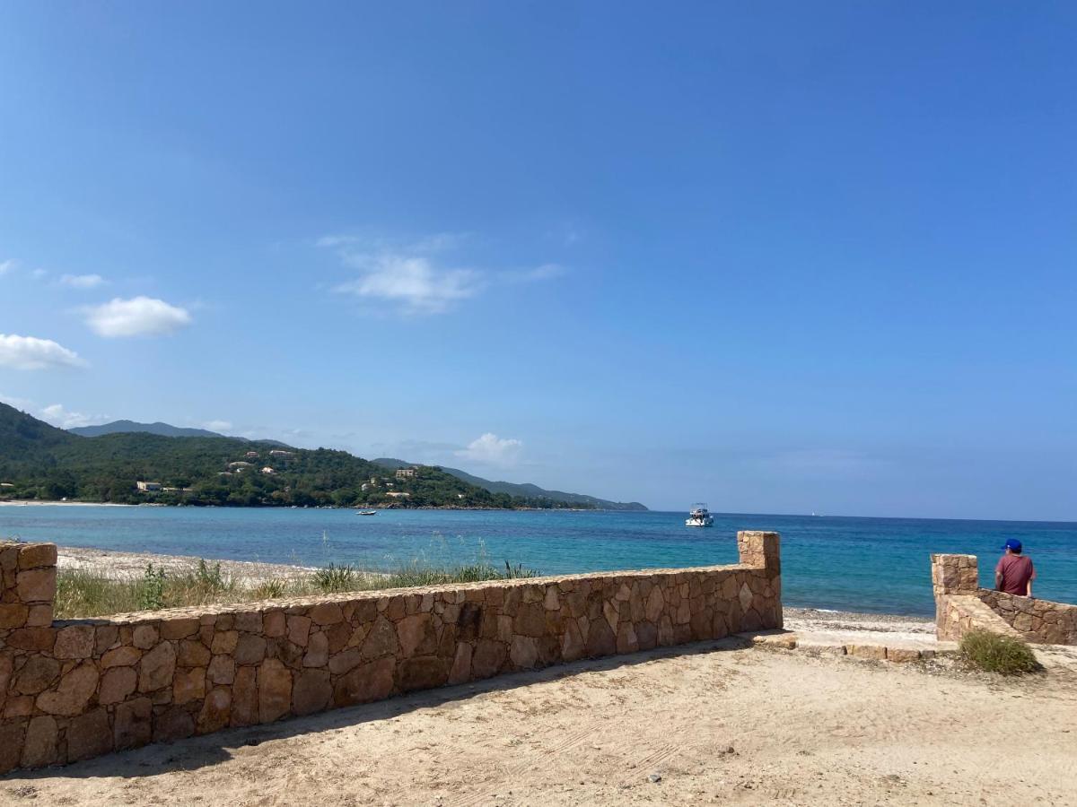 Les Lodges De La Plage U Dragulinu Sari-Solenzara Exterior foto